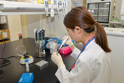 遺伝学的検査の様子 遺伝学的検査の様子